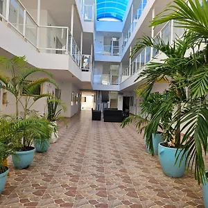 Caribbean Island Piso 2 Aparthotel